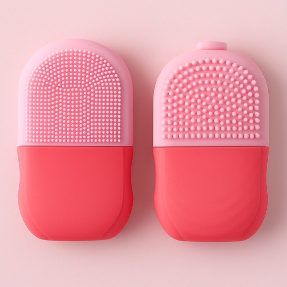❄️ Reusable Silicone Ice Roller for Face & Skin Care  Revitalize your skincare - Picture 1 of 3